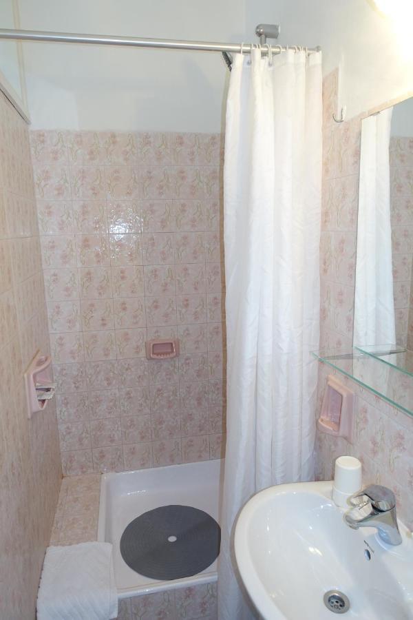 Room Novakovic Biograd Na Moru Luaran gambar