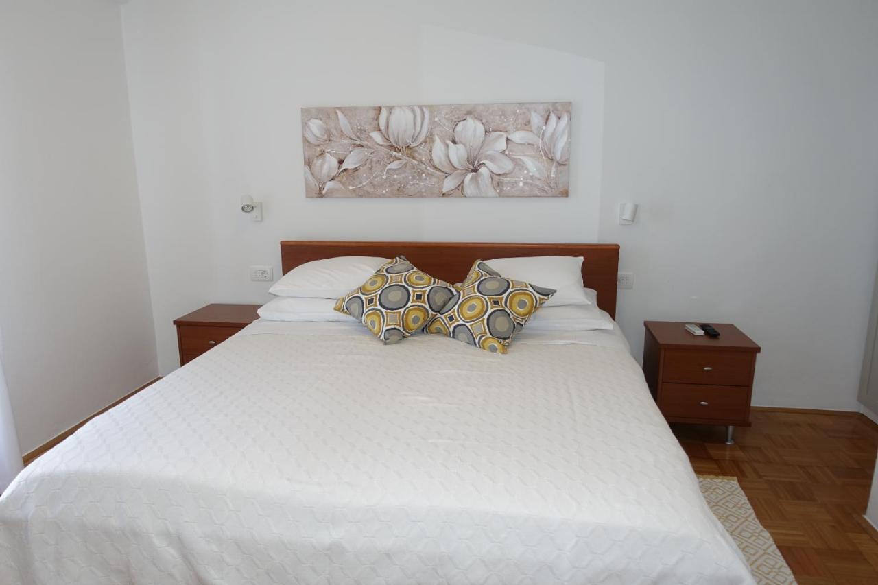 Room Novakovic Biograd Na Moru Luaran gambar