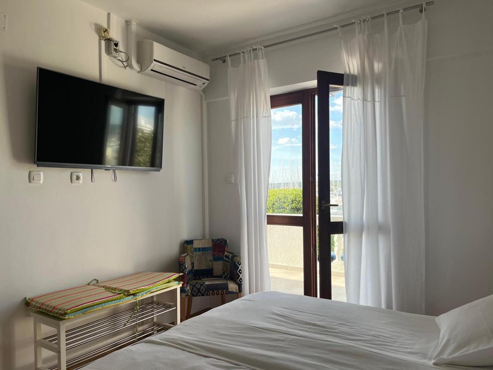 Room Novakovic Biograd Na Moru Luaran gambar